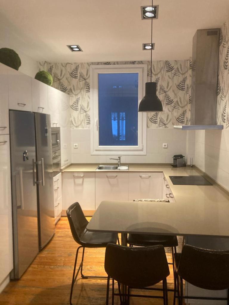 Apartamento Guretxe Apartment บิลเบา ภายนอก รูปภาพ